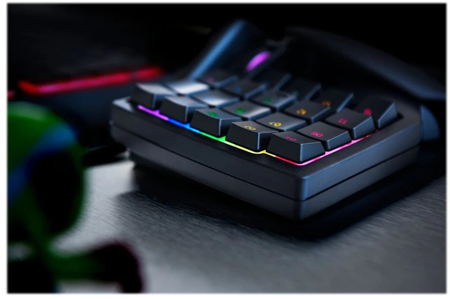Razer Tartarus V2 – Gaming Keypad
